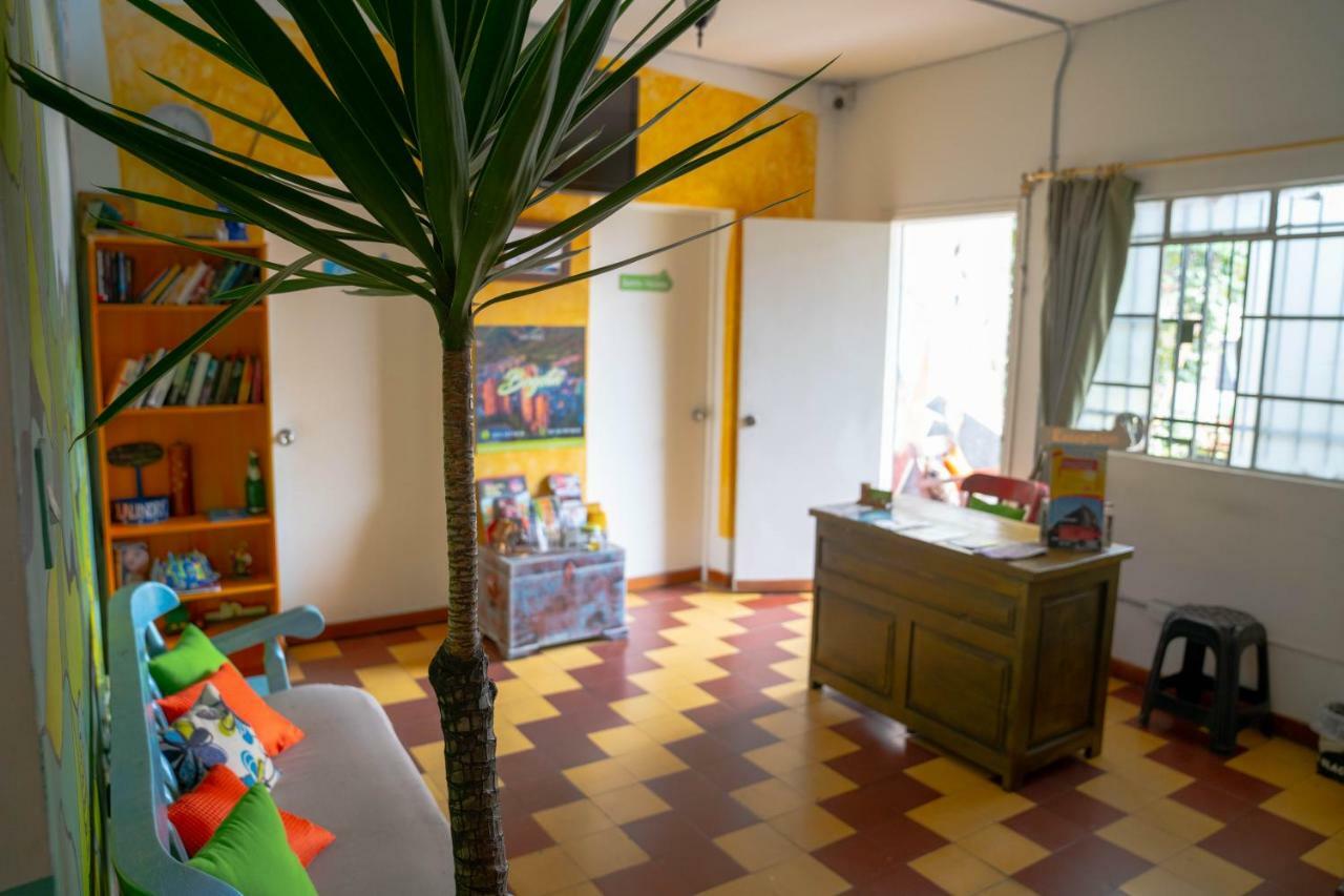 Los Andes Hostel Medellín Exteriér fotografie